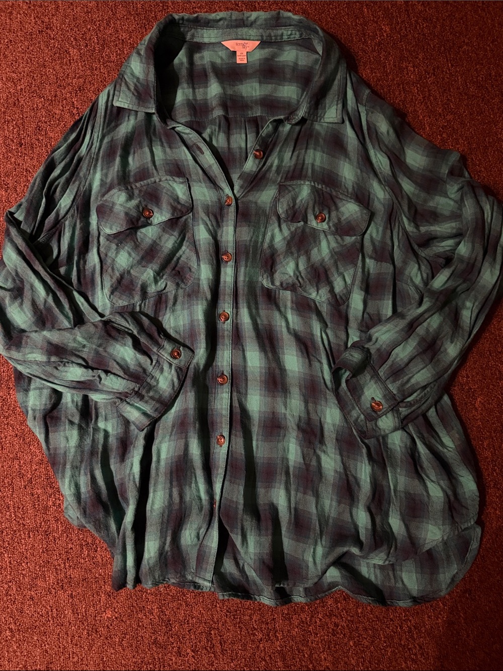 Terra & Sky Green Plaid Button-Down Shirt